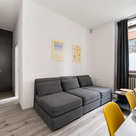 90m2 In Muenchener Innenstadt *